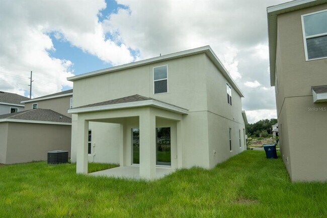 Building Photo - 1673 Swan Swim Dr