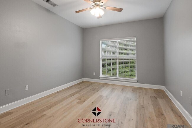 Building Photo - 4625 Burbank Dr