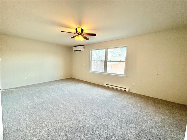 Building Photo - 927 Vance Ave