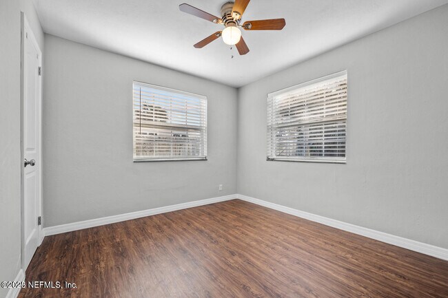 Building Photo - 1818 10th St N