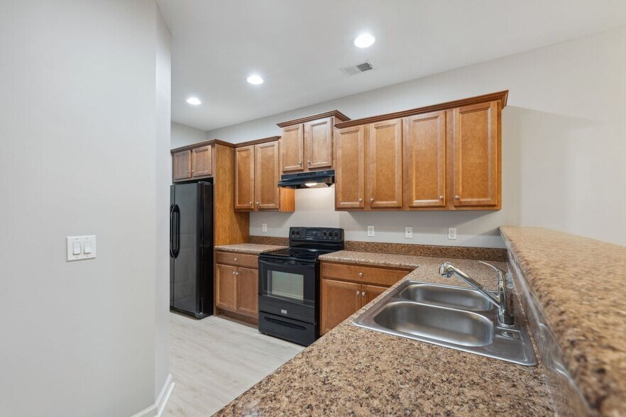 Building Photo - 149 Sunset Ln