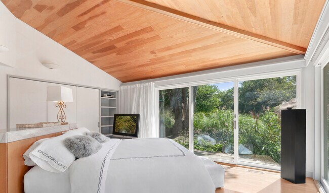 Building Photo - 51 Seascape Ln