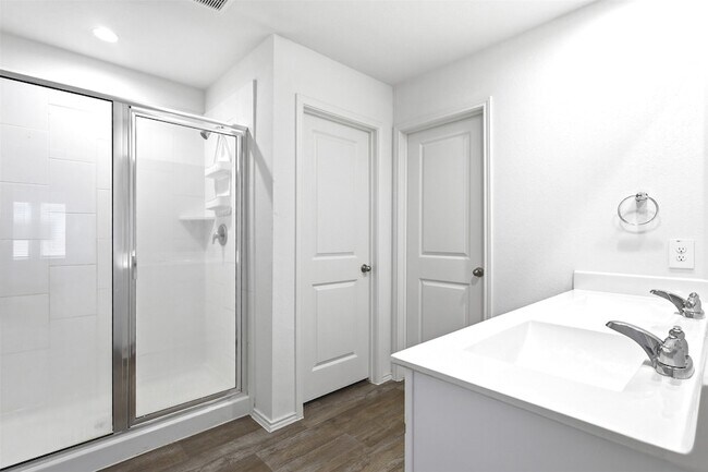 Building Photo - 4214 Berwick Park Ln