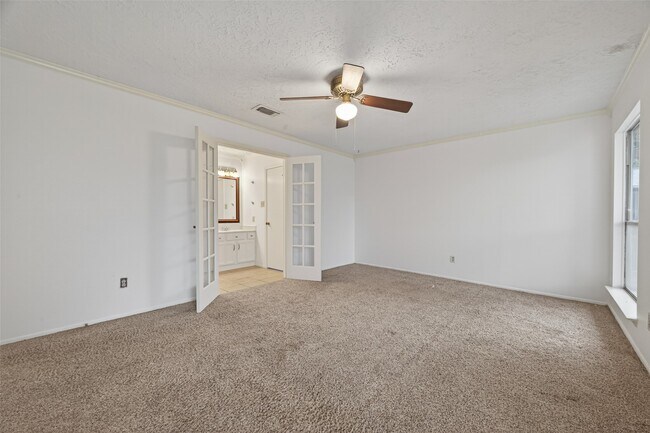 Building Photo - 13908 Cravenridge Dr