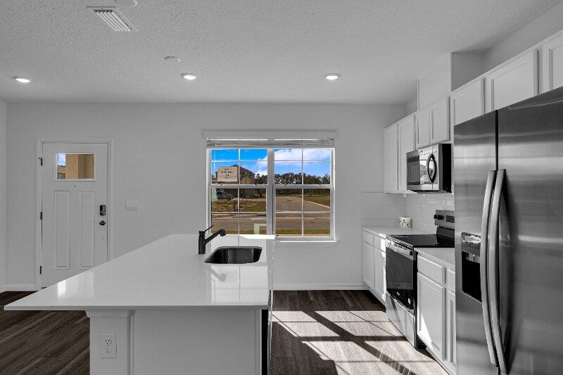 Building Photo - 16599 Barbours Crk Wy