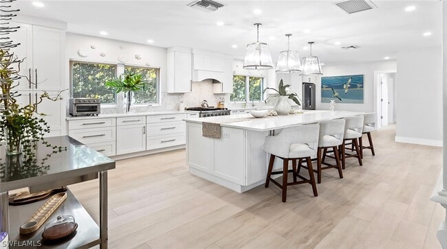 Building Photo - 440 Kingstown Dr