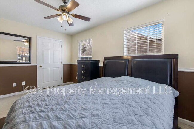 Building Photo - 13 Orchid Ln