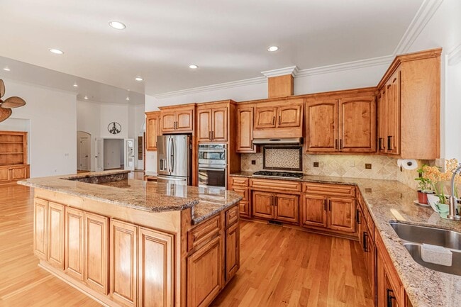 Building Photo - 1353 Perry Ct.