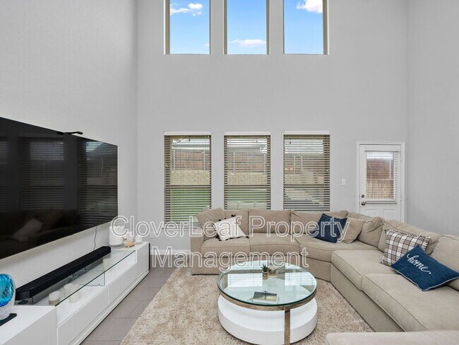 Building Photo - 6727 Comanche Post