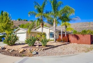 Building Photo - Single Level Poway Home on a Corner Lot