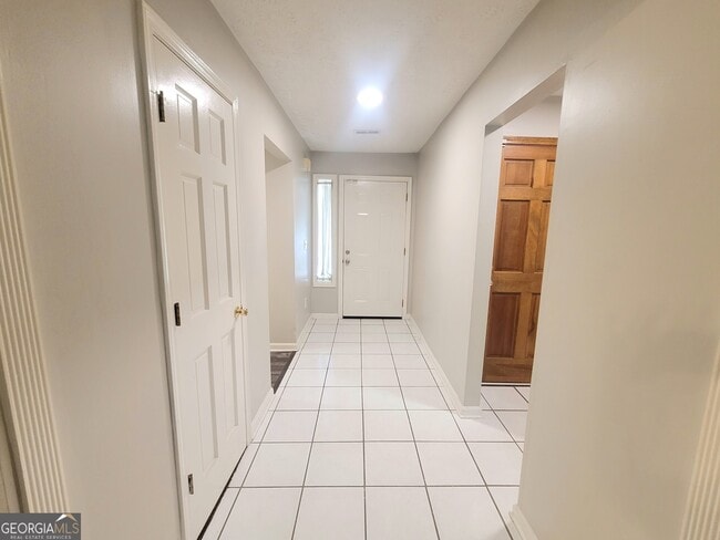 Building Photo - 10834 Sunfield Way