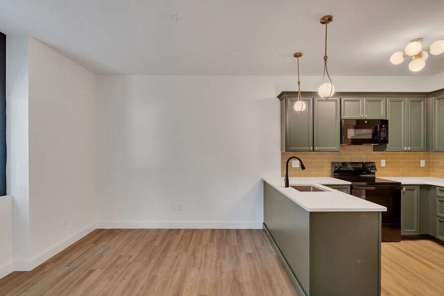Building Photo - 36 Pawling Ave