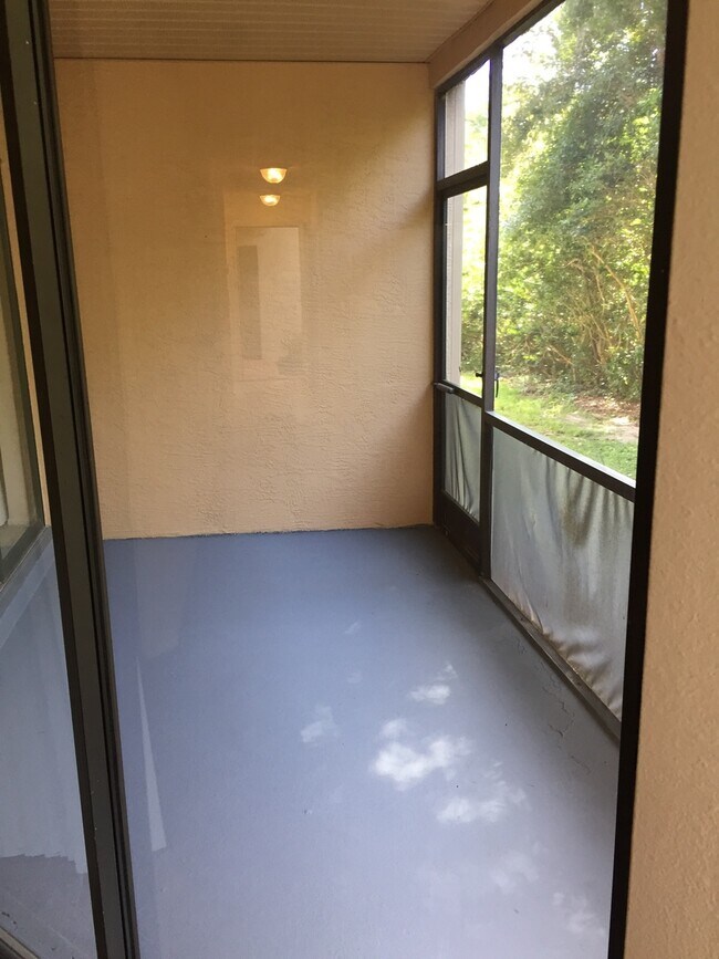 Building Photo - 7605SBD(100)