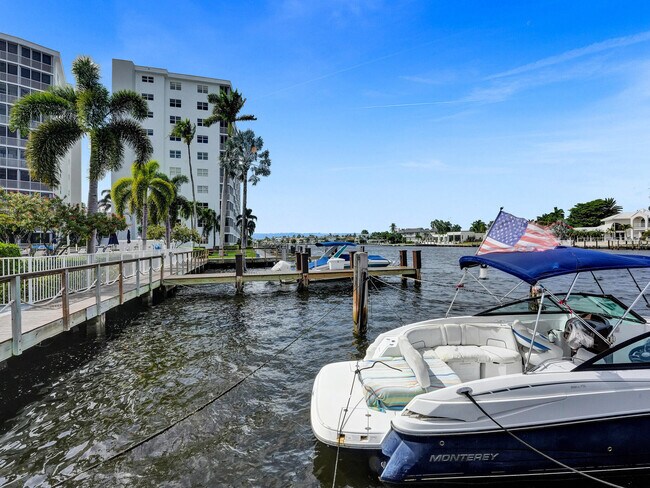 Building Photo - 3300 S Ocean Blvd