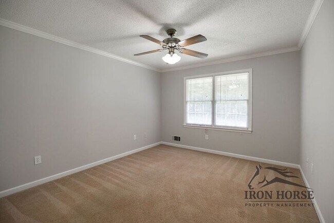 Building Photo - 8671 Macon Hwy