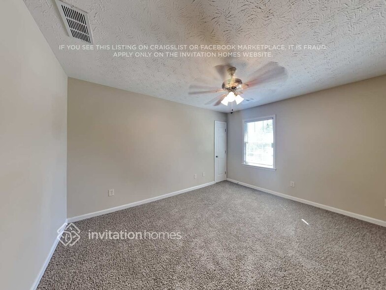 Building Photo - 1902 Pond Ridge Ct