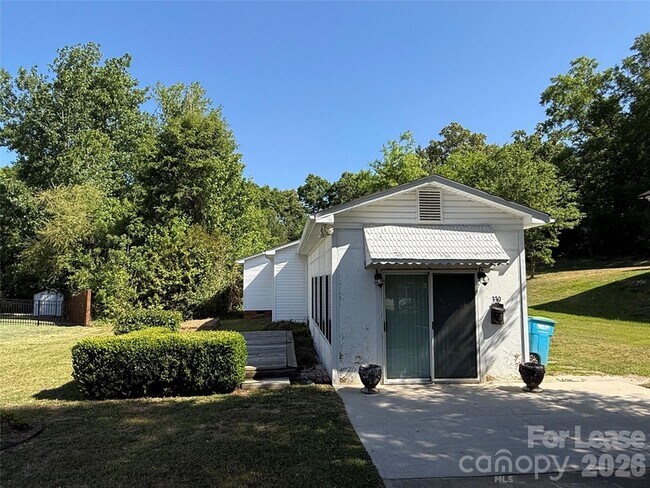 Building Photo - 330 Ferrell Ave