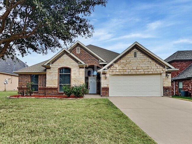 Building Photo - 1004 Belmont Dr