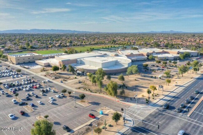 Building Photo - 4680 S Greythorne Way