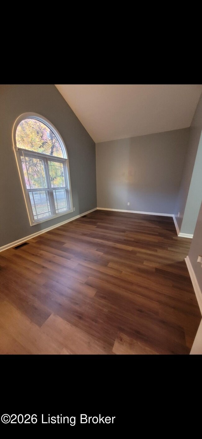 Building Photo - 1532 W Breckinridge St