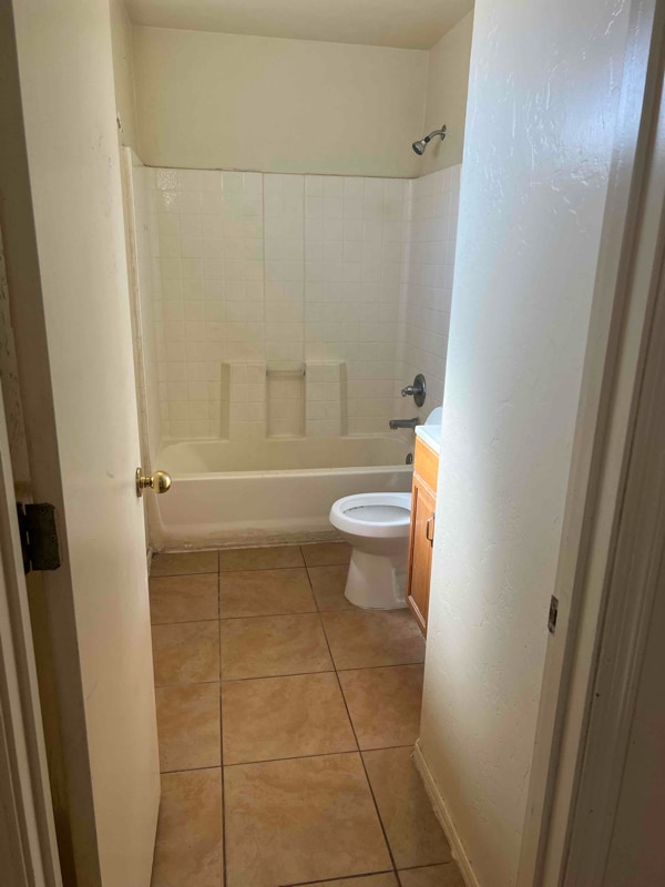 Building Photo - 3430 N Fontana Ave