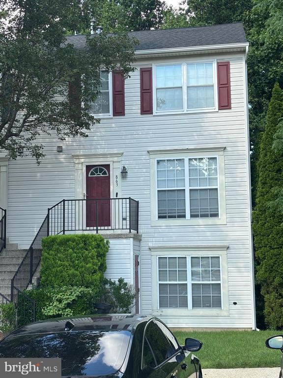 Building Photo - 863 English Chestnut Dr