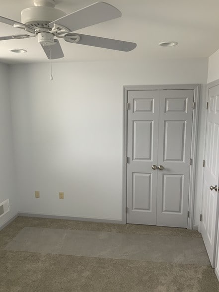 Bedroom1 - 64 Bridge St