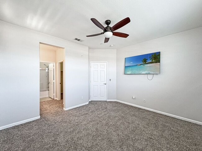 Building Photo - 3011 Cole Grade Dr