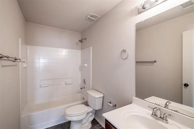 Building Photo - 8857 Stirrup Way