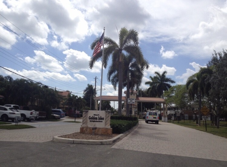 Gated community - 700 Layne Blvd
