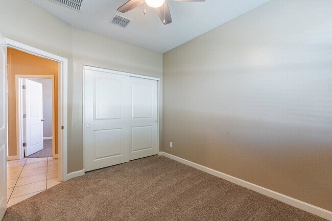 Building Photo - 41391 W Williams Way