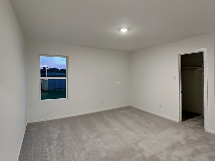 Building Photo - 421 Texas Pecan Dr