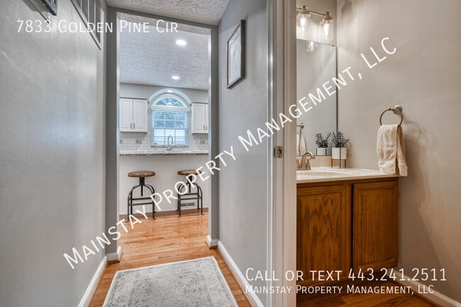 Building Photo - 7833 Golden Pine Cir