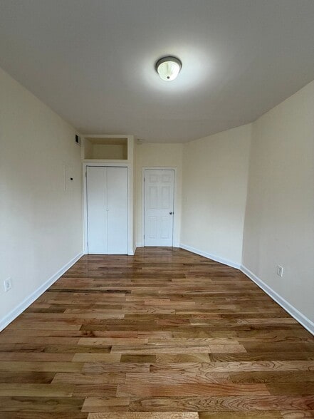 Building Photo - 58 S 13th St