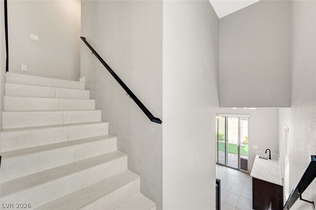 Building Photo - 11580 Midnight Melody Ave