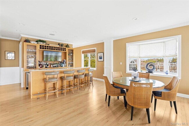 Building Photo - 176 Beach Ln