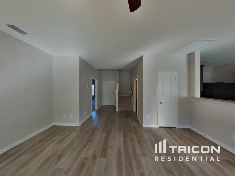 Building Photo - 14356 Open Range Dr