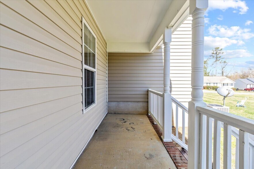 Building Photo - 305 Whitehall Ct