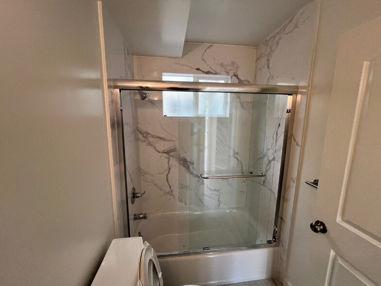 Building Photo - 10 Pueblo St