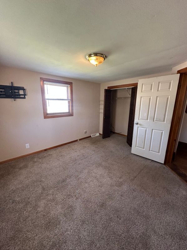 Building Photo - 136 North St