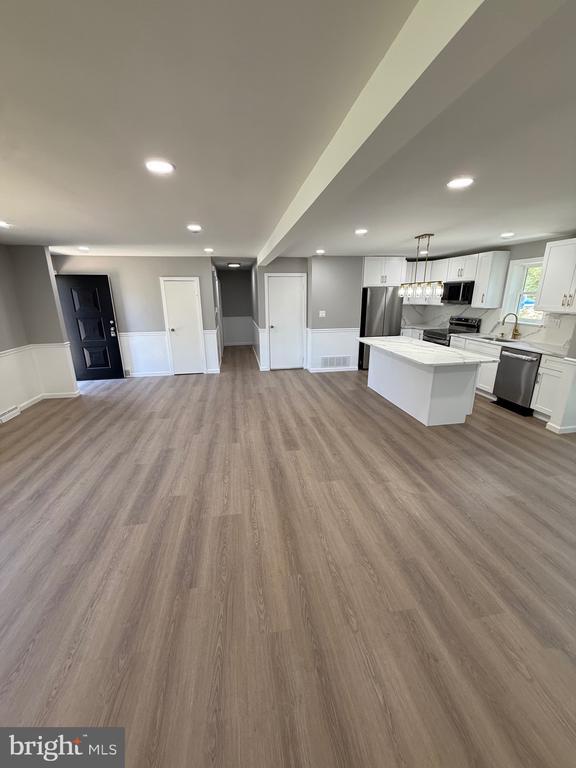 Building Photo - 1300 Kirks Ln