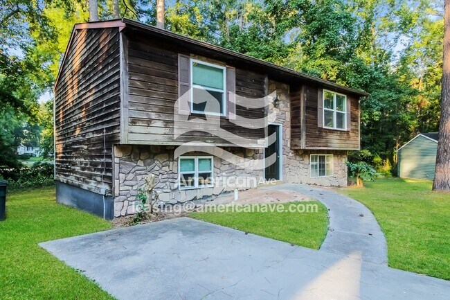 Building Photo - 3004 Windwood Pl