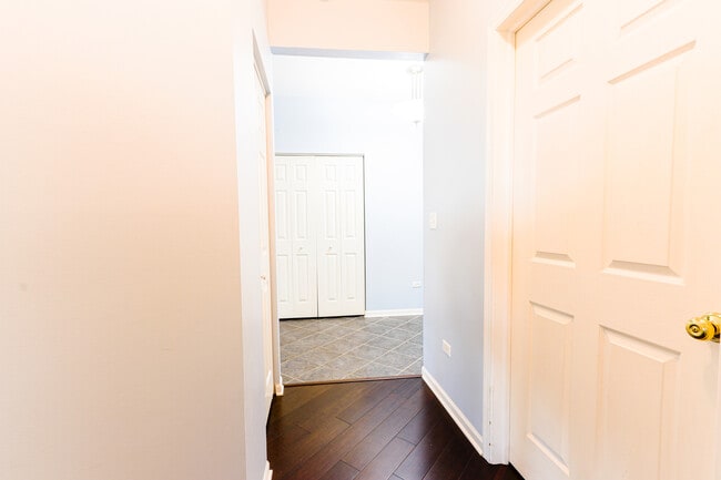 Building Photo - 2973 Kentshire Cir