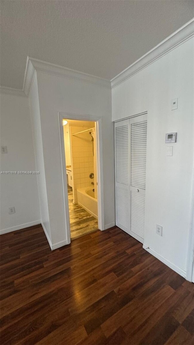 Building Photo - 131 SW 117th Ave