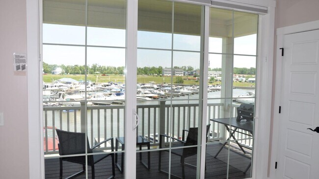 Building Photo - 230 Leeward Way