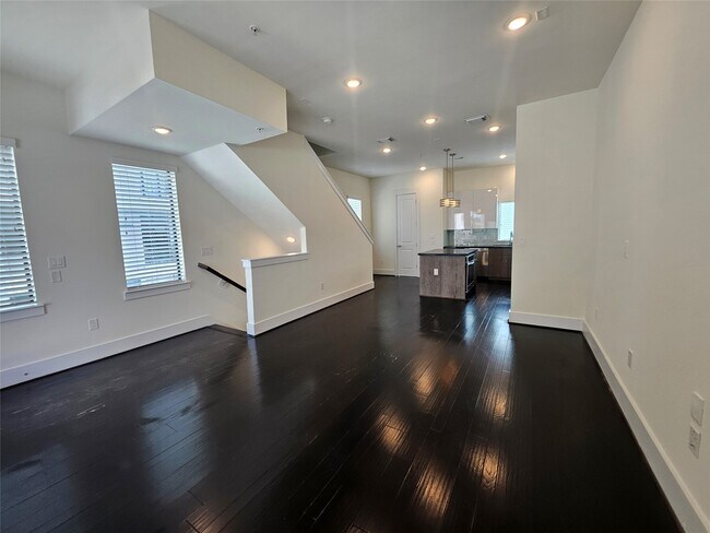 Building Photo - 2401 Crawford St