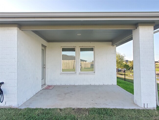 Building Photo - 29403 Paytons Park Ct