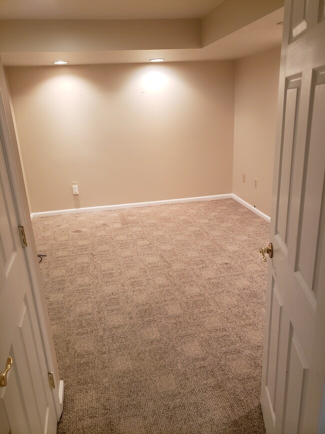 Building Photo - 3225 Magnolia Ridge Rd