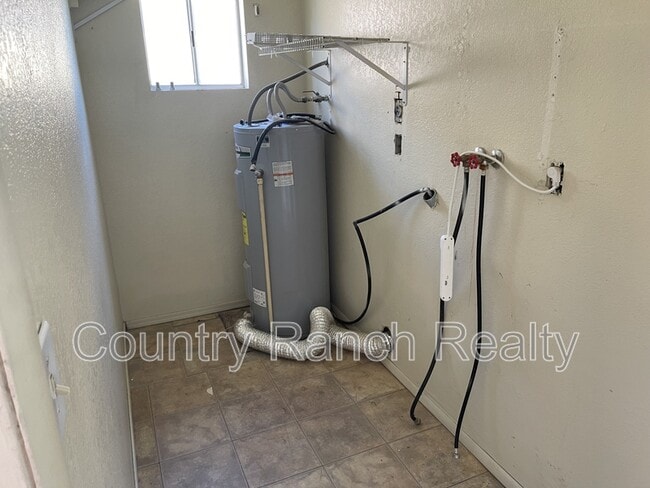 Building Photo - 4272 El Toro Dr