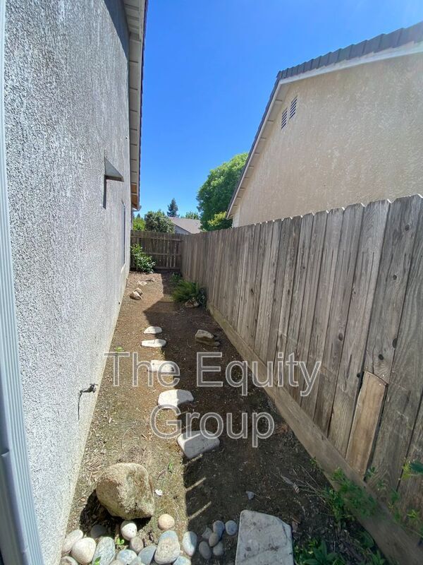 Building Photo - 1158 Dolcetto Ct